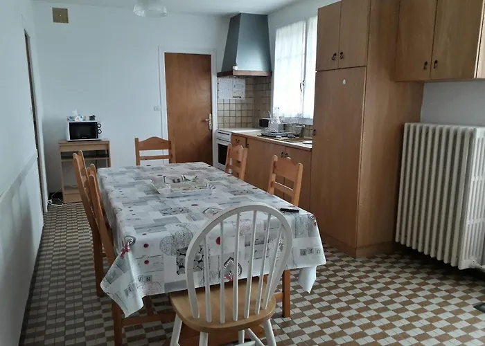 De La Sapiniere A 15 Min Du Puy Du Fou